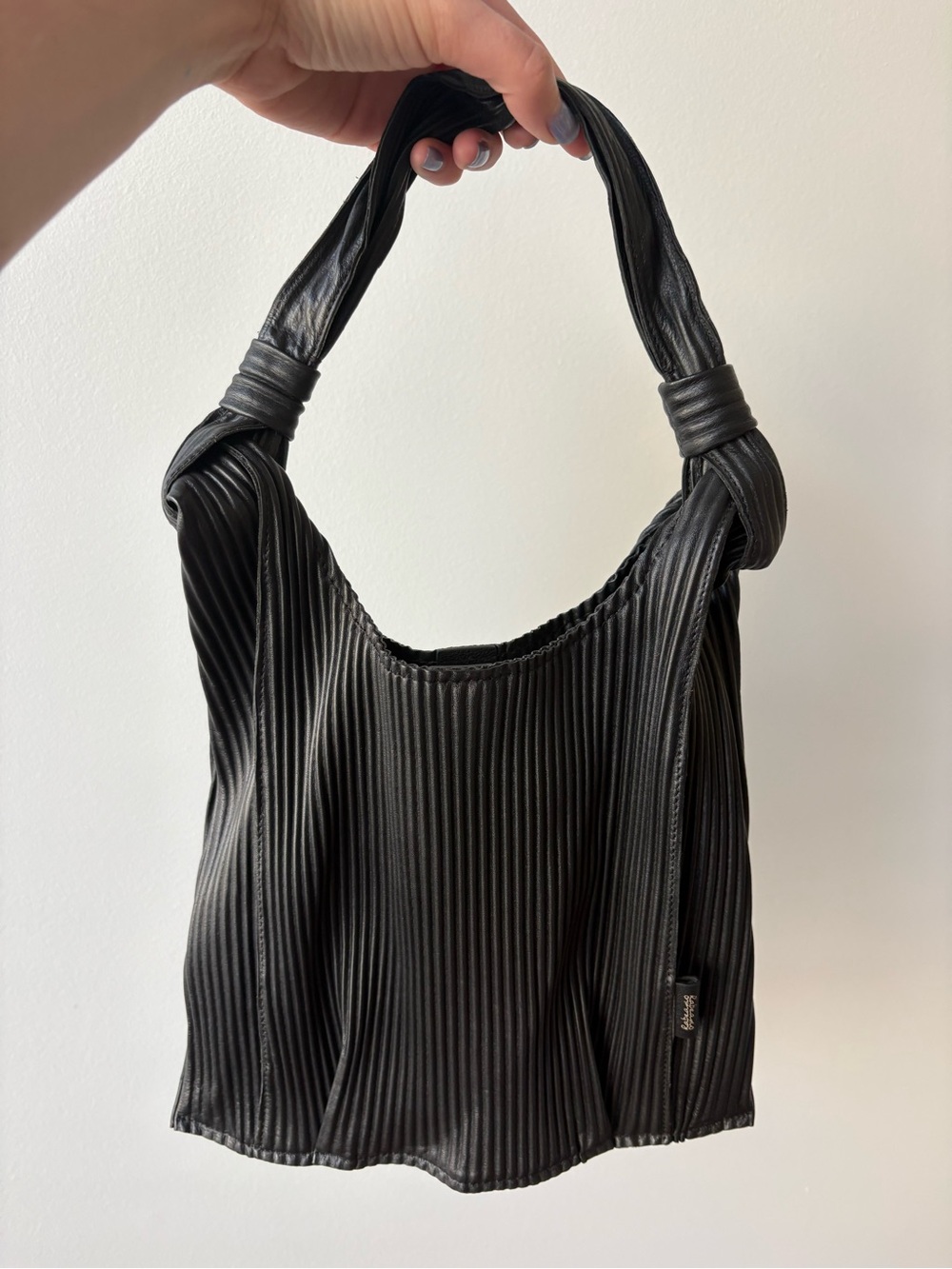 Rabeanco Black Pleated Leather Handbag